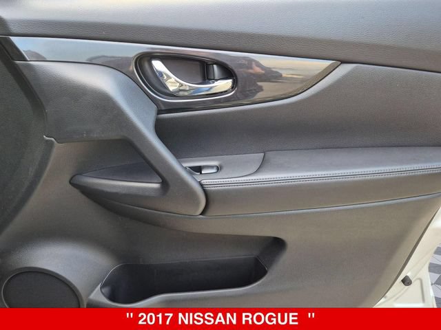 Used 2017 Nissan Rogue S w/ S Appearance Package AWD/4WD image 35