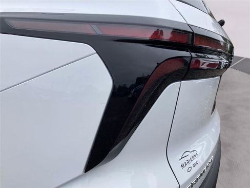 New 2026 Chevrolet Traverse LT w/ Sun and Wheel Package image 15