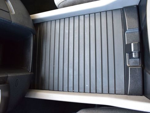 Used 2014 Honda Pilot LX image 37