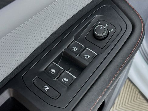 New 2026 Volkswagen Atlas Peak Edition AWD/4WD image 17