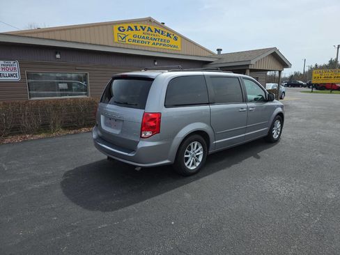 Used 2015 Dodge Grand Caravan SXT FWD image 6