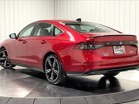 Used 2024 Honda Accord Sport image 12