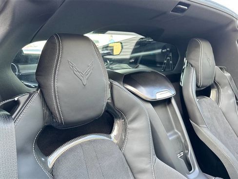 New 2025 Chevrolet Corvette Stingray 2dr Coupe w/ Z51 Performance Package image 16