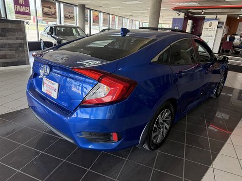 Used 2017 Honda Civic EX image 8