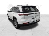 Used 2023 Jeep Grand Cherokee Limited image 3