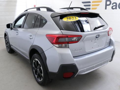 Used 2023 Subaru Crosstrek 2.0i image 6