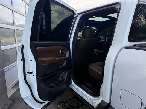 Used 2021 Nissan Titan Platinum Reserve w/ Moonroof Package AWD/4WD image 32