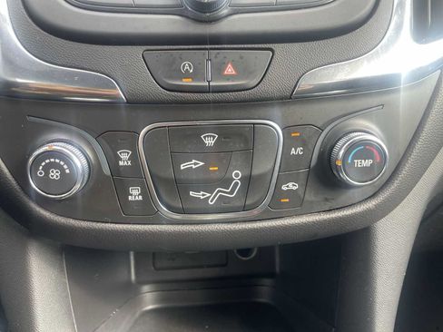 Used 2023 Chevrolet Equinox LT w/ LPO, Floor Liner Package image 16