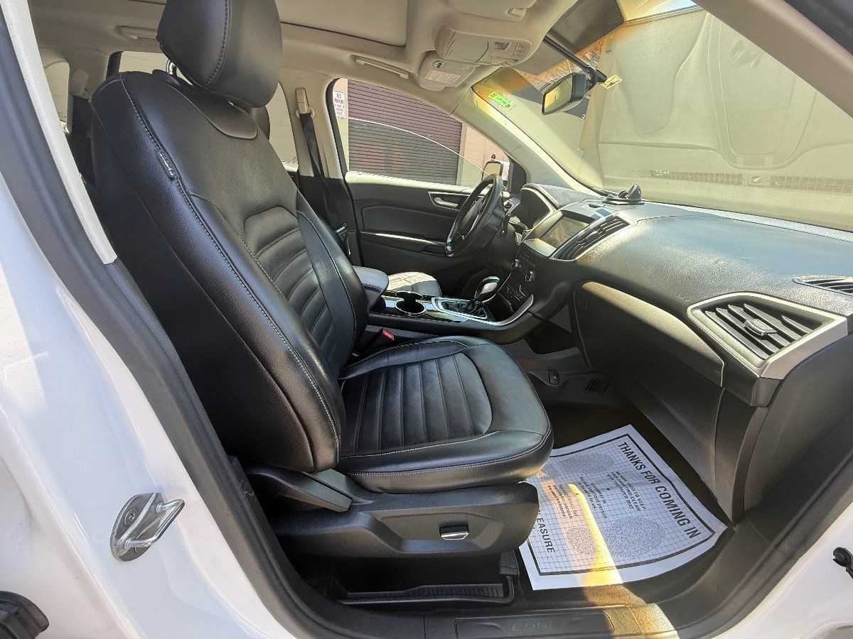 Used 2016 Ford Edge SEL w/ Equipment Group 201A FWD image 20