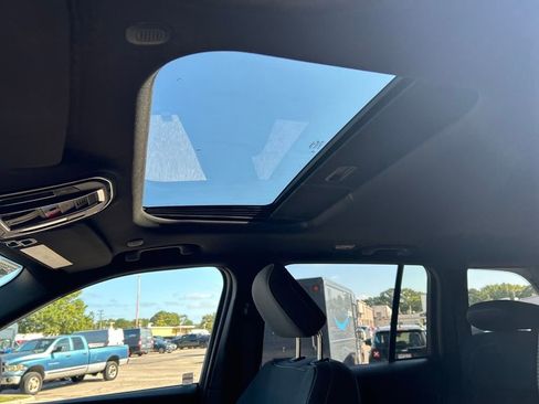 New 2025 Jeep Grand Cherokee Laredo X w/ Trailer Tow Package image 21