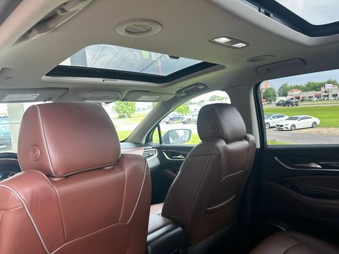 Used 2019 Buick Enclave Avenir w/ Avenir Technology Package FWD image 10