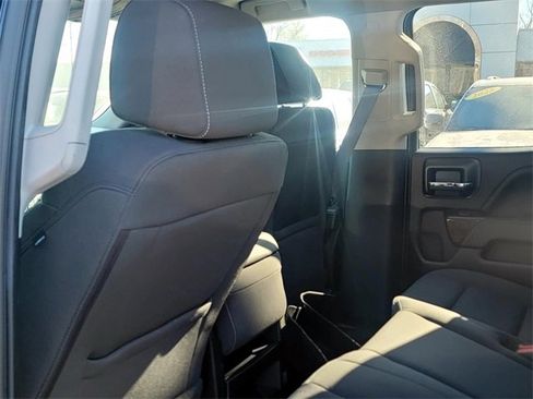 Used 2017 GMC Sierra 1500 SLE w/ SLE Value Package image 17