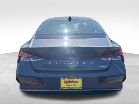 New 2026 Hyundai Elantra Limited FWD image 6