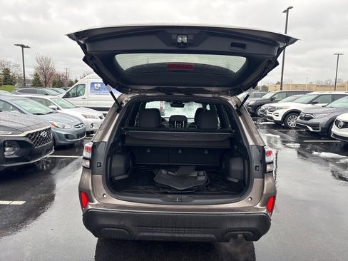 Certified 2025 Subaru Forester Premium w/ Convenience Package #1 image 5