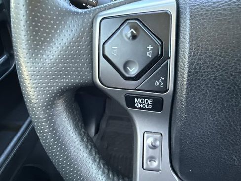 Used 2022 Toyota 4Runner Limited image 26