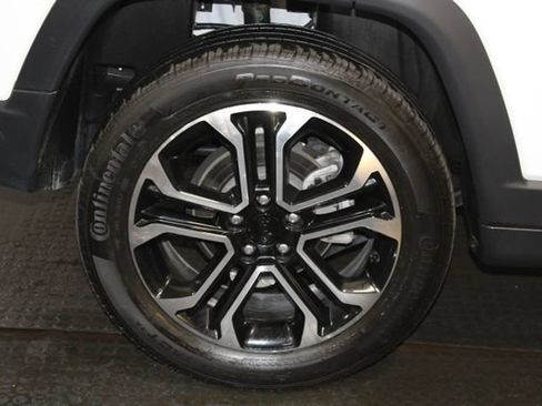Used 2024 Jeep Compass Limited AWD/4WD image 29