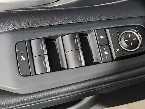 Used 2024 Toyota Grand Highlander XLE image 17