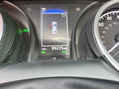 Used 2024 Toyota Camry LE FWD image 16