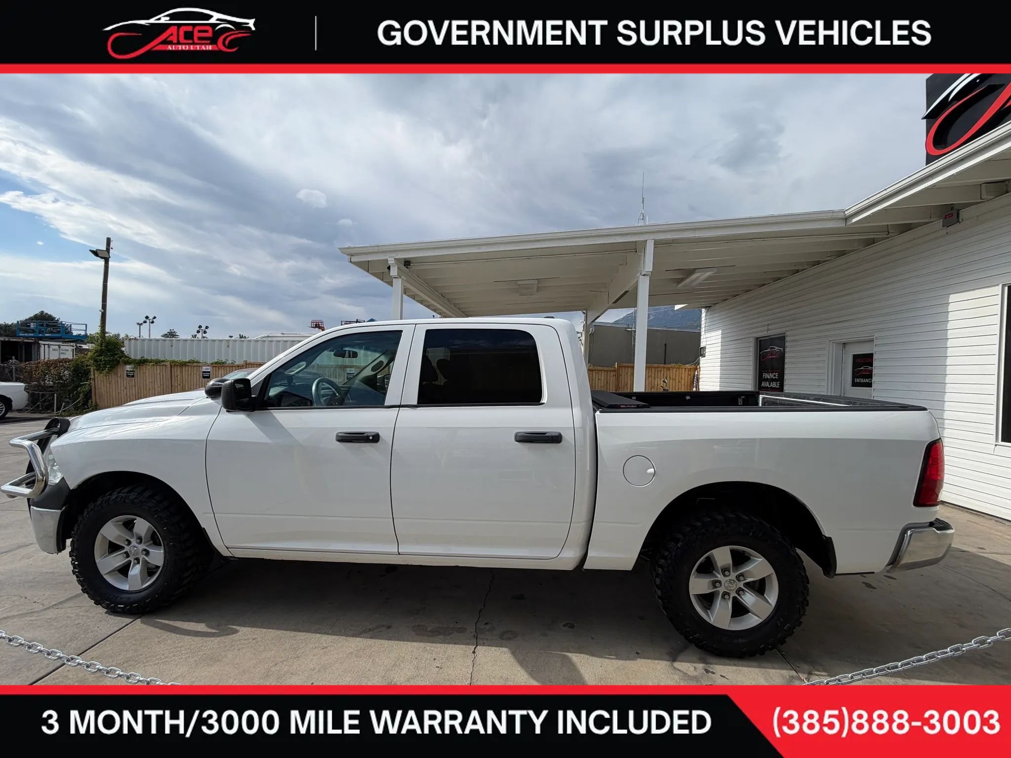Used 2020 RAM 1500 4x4 Crew Cab Classic w/ Chrome Appearance Group image 8