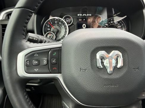 Used 2022 RAM 1500 Big Horn AWD/4WD image 15