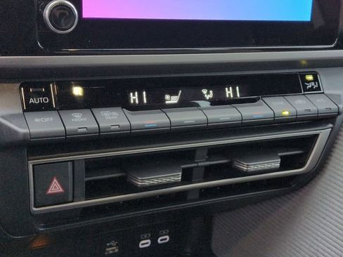 Certified 2026 Toyota Camry SE w/ Convenience Package image 22