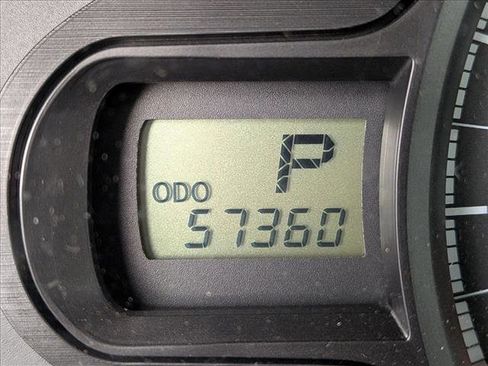 Used 2011 Toyota Sienna LE image 10