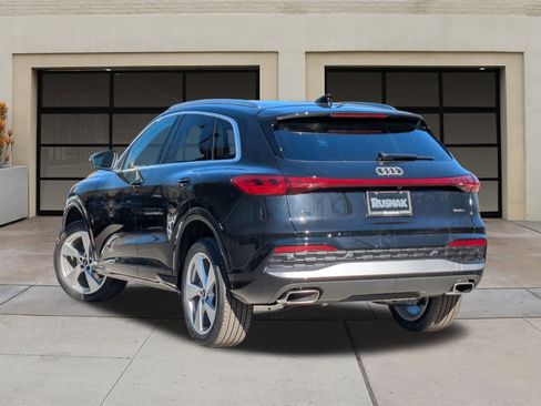 New 2025 Audi Q5 Premium Plus image 3