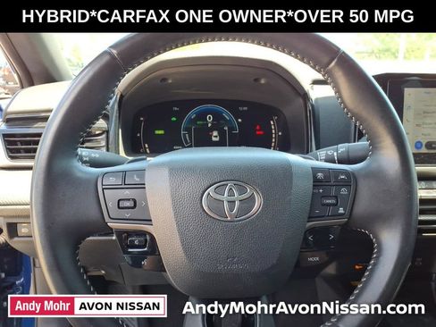 Used 2025 Toyota Camry SE FWD image 21