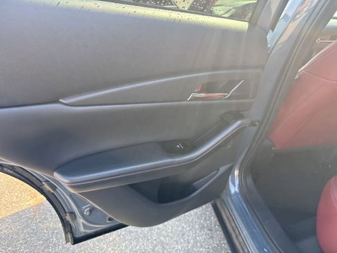 Used 2023 MAZDA CX-30 AWD 2.5 S w/ Preferred Package image 17