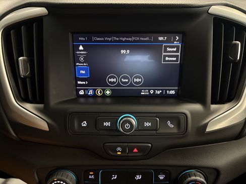 Used 2024 GMC Terrain SLE AWD/4WD image 13