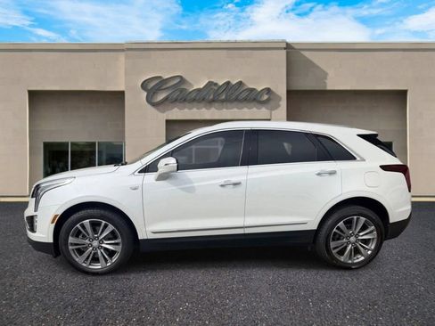 Used 2022 Cadillac XT5 Premium Luxury AWD/4WD image 6