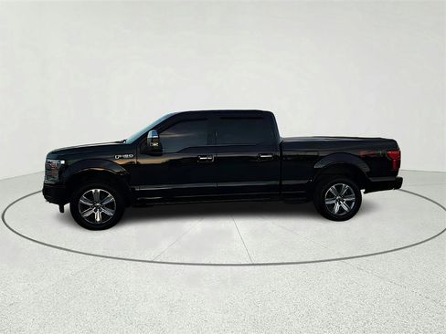 Used 2018 Ford F150 Platinum w/ Technology Package image 4
