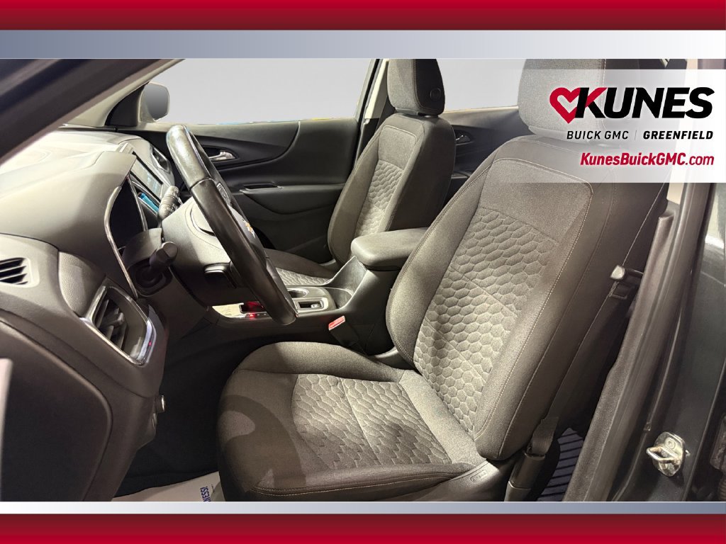 Used 2018 Chevrolet Equinox LT FWD image 23