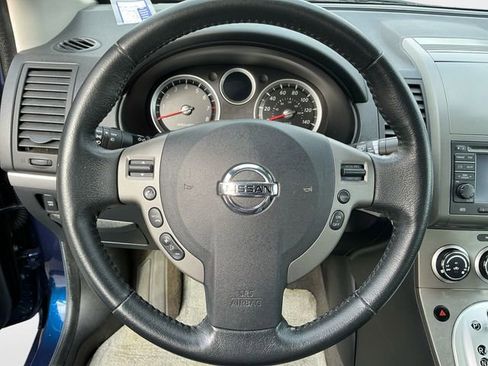 Used 2011 Nissan Sentra 2.0 SL w/ Navigation Pkg image 13