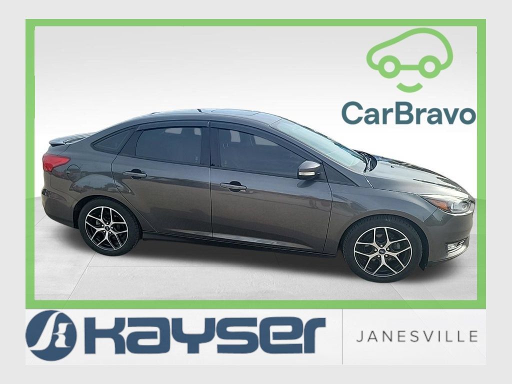 Used 2017 Ford Focus SEL w/ Cold Weather Package FWD image 1