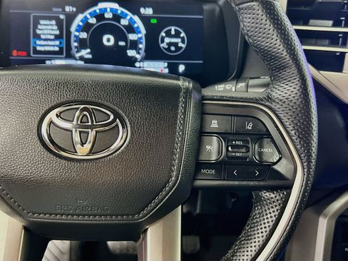 Used 2026 Toyota Tundra Limited AWD/4WD image 19