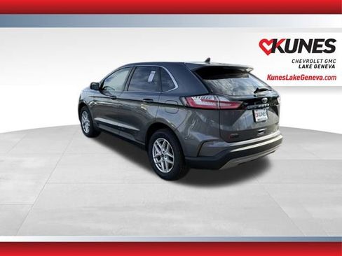 Used 2023 Ford Edge SEL image 7