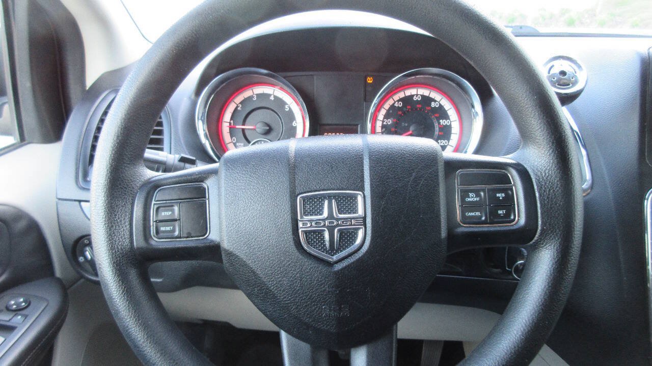 Used 2012 Dodge Grand Caravan SE FWD image 29