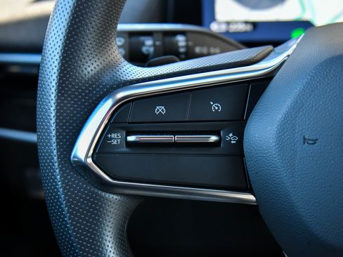 Used 2024 Honda Prologue EX image 33