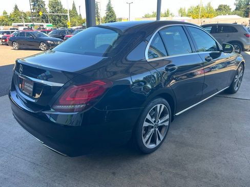 Used 2019 Mercedes-Benz C 300 Sedan image 4