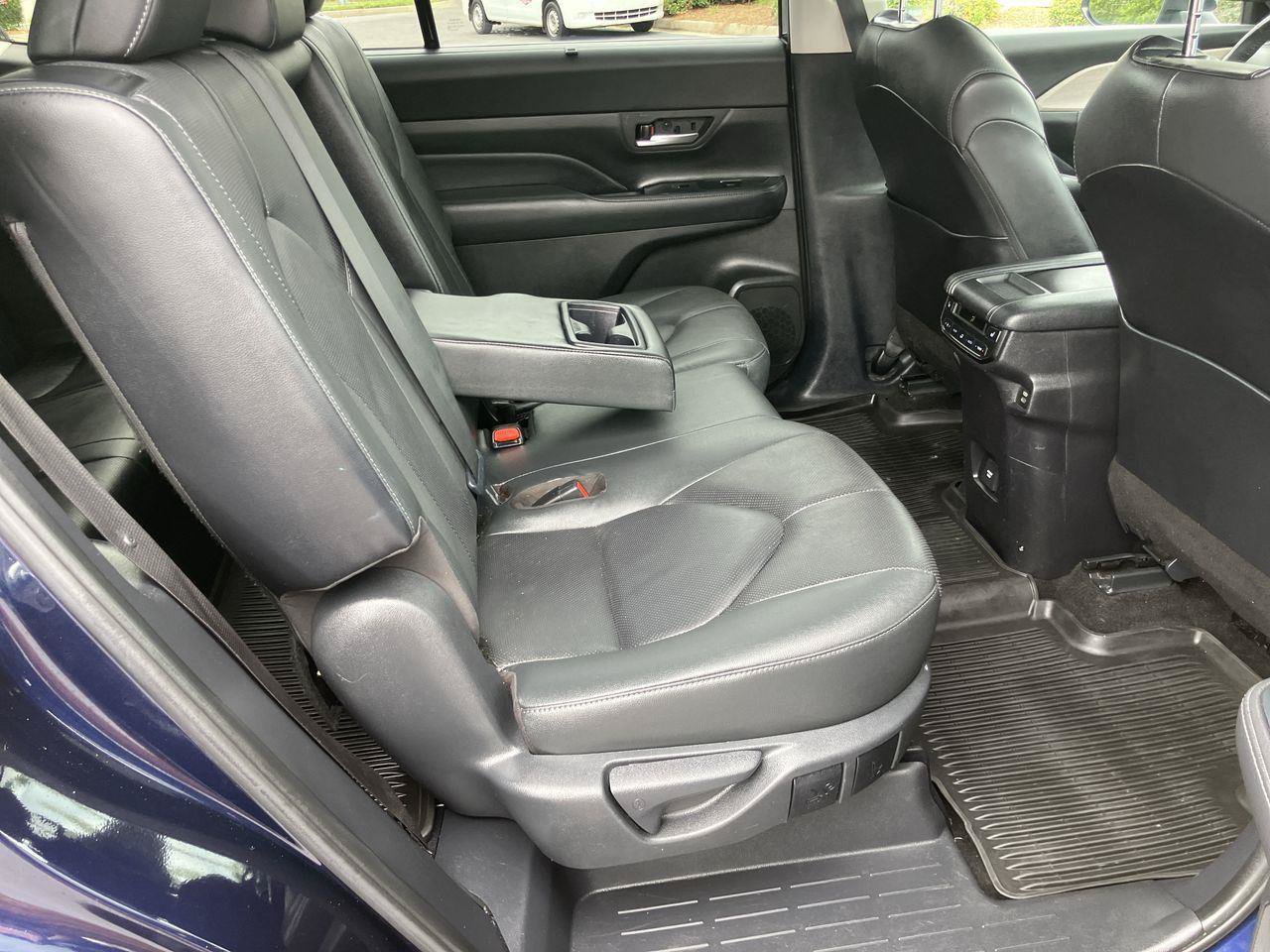 Certified 2024 Toyota Grand Highlander FWD image 35