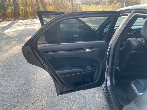 Used 2016 Chrysler 300 S w/ 300S Premium Group image 52