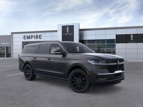 New 2026 Lincoln Navigator L Reserve AWD/4WD image 7