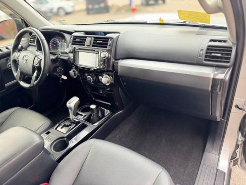 Used 2019 Toyota 4Runner TRD Off-Road Premium image 18