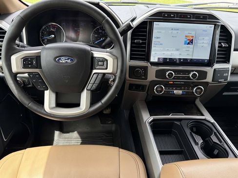 Used 2022 Ford F350 Lariat w/ Lariat Value Package AWD/4WD image 15