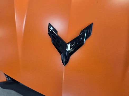 Used 2023 Chevrolet Corvette Stingray Coupe w/ Chrome Exterior Badge Package RWD image 20