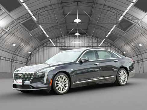 Used 2019 Cadillac CT6 Luxury w/ Driver Awareness Package AWD/4WD image 3