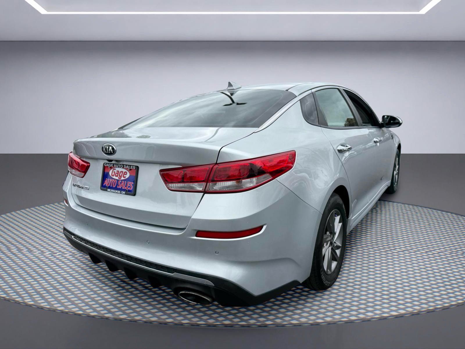 Used 2020 Kia Optima LX FWD image 6