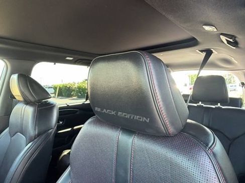Used 2025 Honda Pilot Black Edition image 22