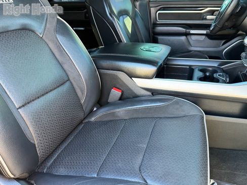 Used 2019 RAM 1500 Laramie w/ Sport Appearance Package image 10